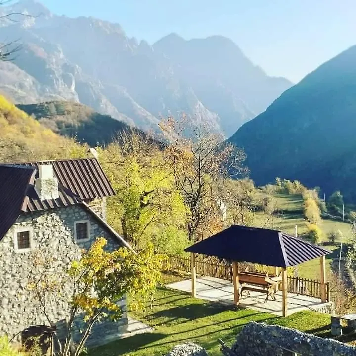 Guest House Gjelaj Theth